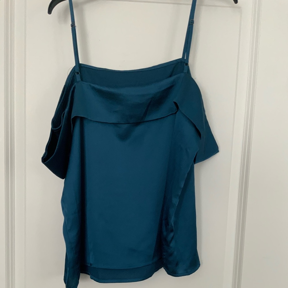 Off Shoulder blouse - Picture 4 of 4